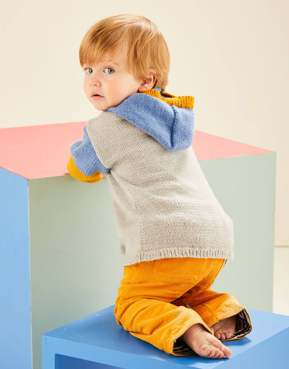 Knitting Pattern 5489 - BABY COLOUR BLOCK HOODIE IN SNUGGLY DK