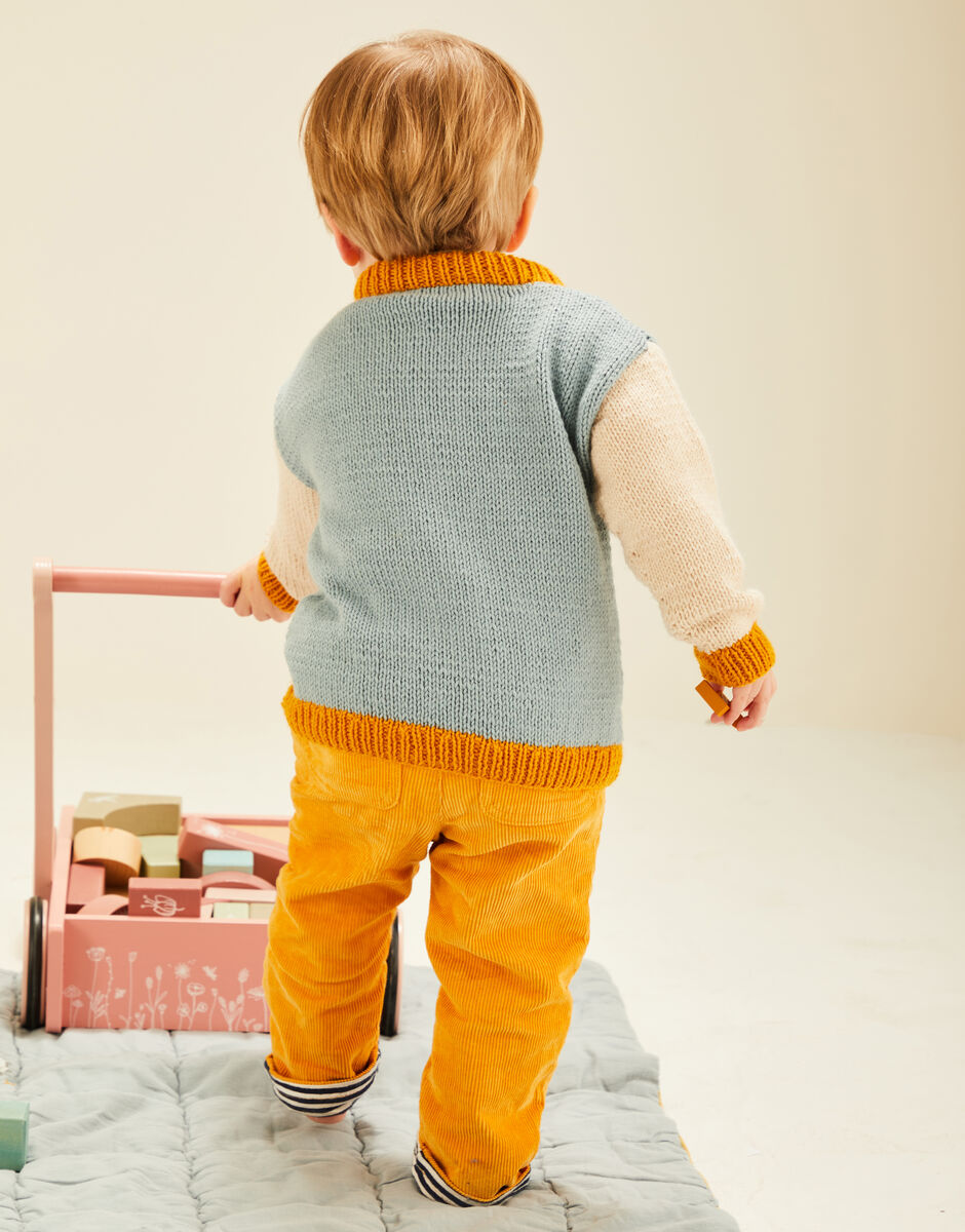 Knitting Pattern 5493 - BABY BOMBER JACKET SET IN SNUGGLY DK