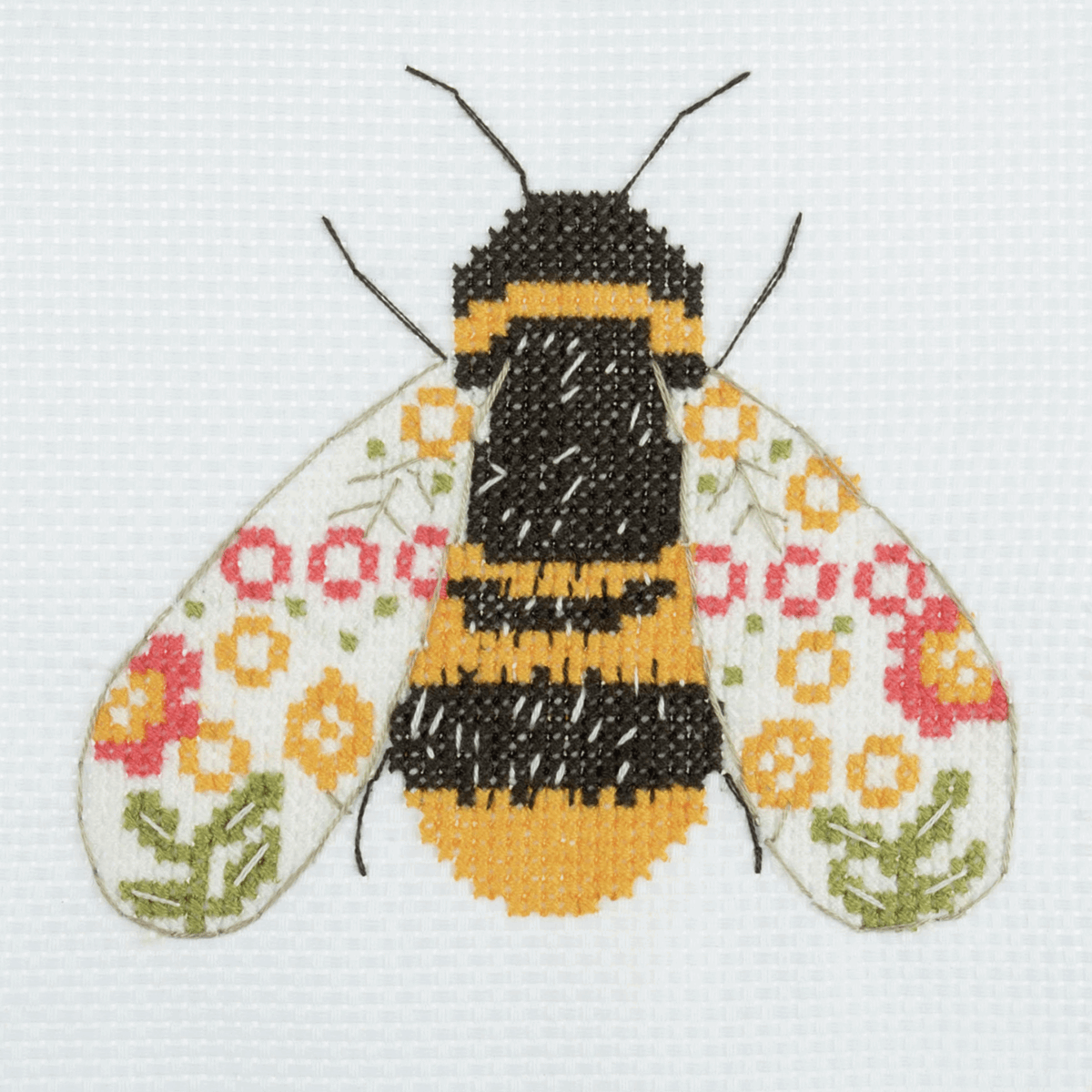 COUNTED CROSS STITCH KIT - BEE
