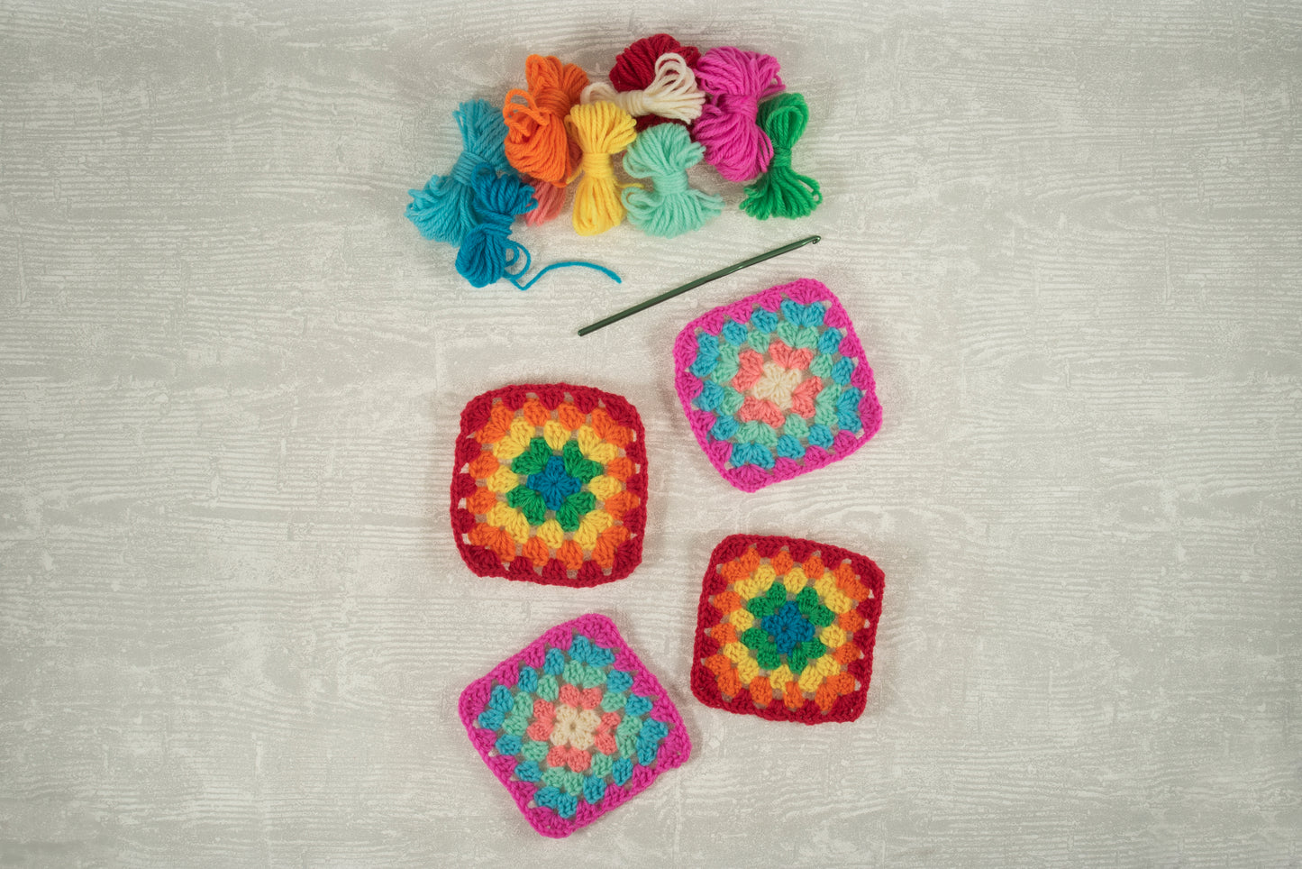 MY FIRST CROCHET KIT - GRANNY SQUARES