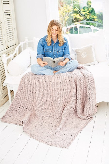 Knitting Pattern 9936 - Blanket in Special Chunky/Special XL Tweed