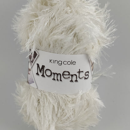 MOMENTS DK 50g - More colours available