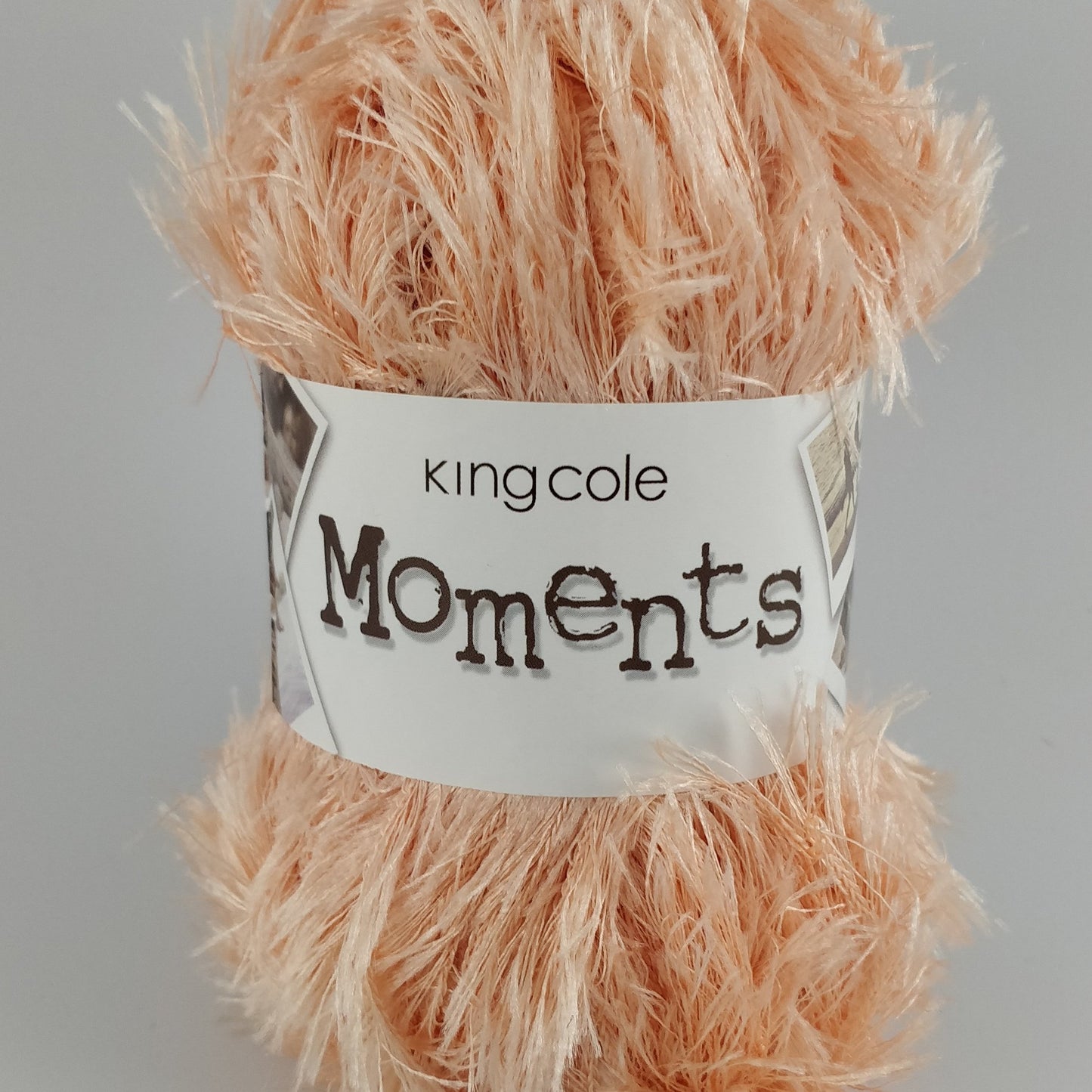 MOMENTS DK 50g - More colours available